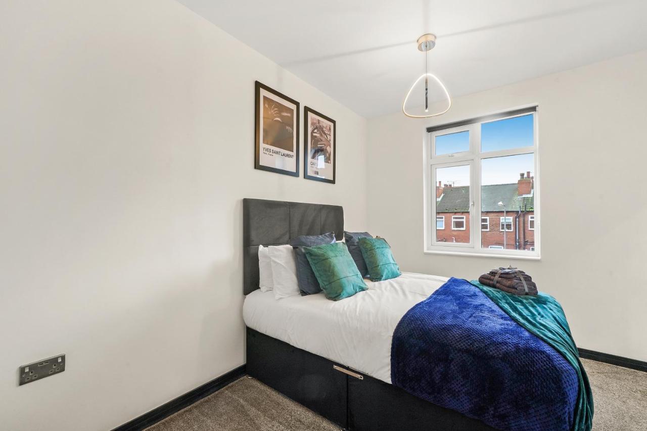 Appartamento Stylish Yorkshire Gem - Sleeps 4 - Great Location Castleford Esterno foto