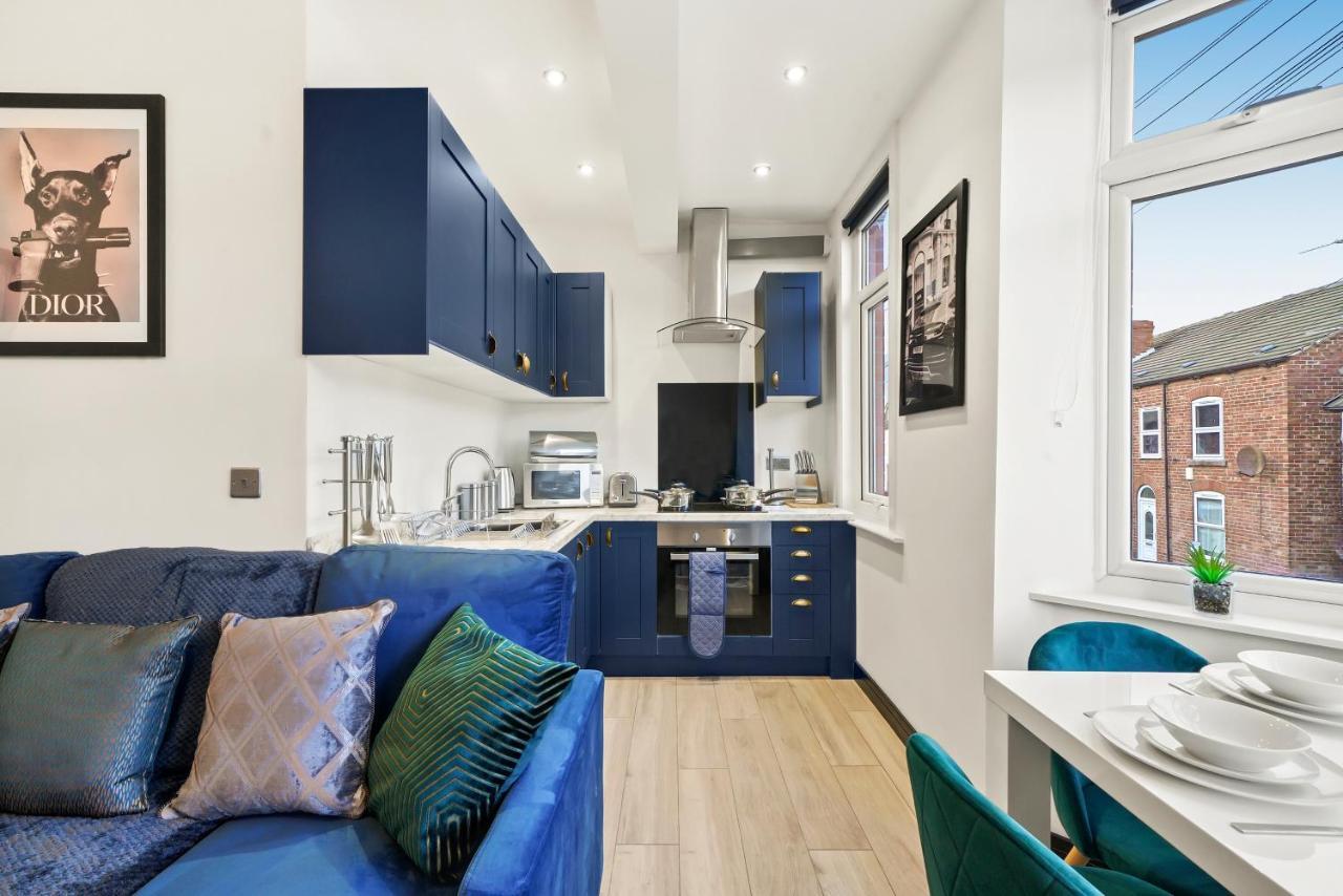 Appartamento Stylish Yorkshire Gem - Sleeps 4 - Great Location Castleford Esterno foto